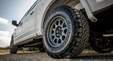 Load image into Gallery viewer, METHOD MR316 GLOSS TITANIUM 17X8 +25MM OFFSET 6X5.5 CENTERBORE