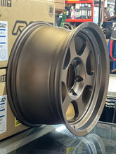 Load image into Gallery viewer, Volk Racing TE37XT 17X8.5 +15 Offset