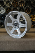 Load image into Gallery viewer, VOLK RACING TE37SB TOURER 18X8.5 +22 6X139 Dash White SET OF 4
