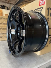 Load image into Gallery viewer, GRAM LIGHTS 57DR-X 17× 6×139 Glossy Black