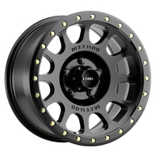 Load image into Gallery viewer, METHOD MR305 NV MATTE BLACK- GLOSS BLACK LIP 18X9 +25MM 5X150