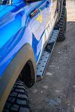 Load image into Gallery viewer, CBI OFFROAD TOYOTA TACOMA SIDE STEPS | 2016-2023