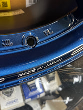 Load image into Gallery viewer, VOLK RACING TE37SB TOURER 18X8.5 +22 6X139 Mag Blue SET OF 4
